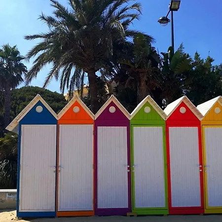 Apartment Coquet 4 Couchages Au Lavandou - Proche Plage, Parking Inclus, Commerces A Proximite - Fr-1-251-299